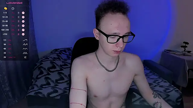 Snapshot of Alex_silents chatting on January 2025 10:53:02 AM Alex silents online show from January 2025 10:53:02 AM