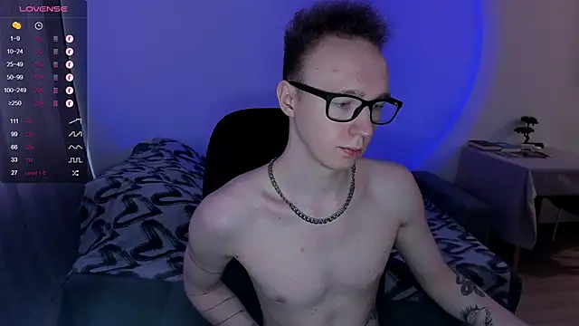 Snapshot of Alex_silents chatting on January 2025 10:38:02 AM Alex silents online show from January 2025 10:38:02 AM