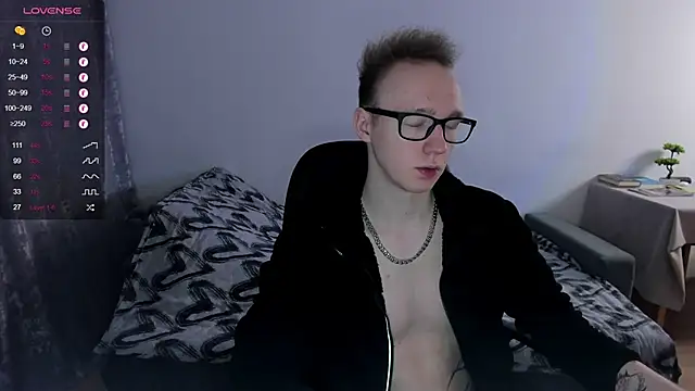 Snapshot of Alex_silents chatting on February 2025 11:08:02 AM Alex silents online show from February 2025 11:08:02 AM