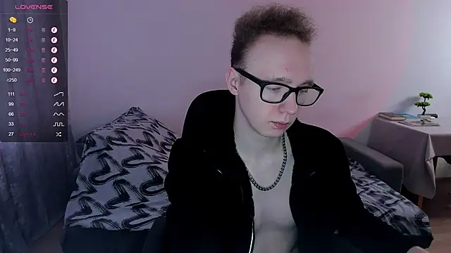 Snapshot of Alex_silents chatting on February 2025 11:09:01 AM Alex silents online show from February 2025 11:09:01 AM