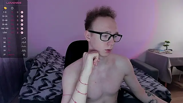 Snapshot of Alex_silents chatting on February 2025 10:43:02 AM Alex silents online show from February 2025 10:43:02 AM