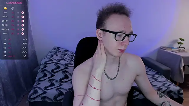 Snapshot of Alex_silents chatting on February 2025 10:42:02 AM Alex silents online show from February 2025 10:42:02 AM