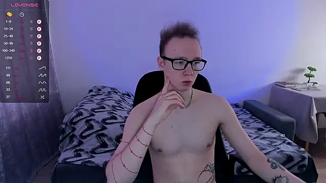 Snapshot of Alex_silents chatting on February 2025 10:34:01 AM Alex silents online show from February 2025 10:34:01 AM