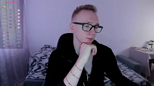 Snapshot of Alex_silents chatting on March 2025 09:31:02 AM Alex silents online show from March 2025 09:31:02 AM