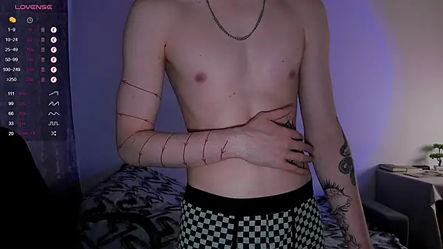 Snapshot of Alex_silents chatting on March 2025 01:08:01 PM Alex silents online show from March 2025 01:08:01 PM