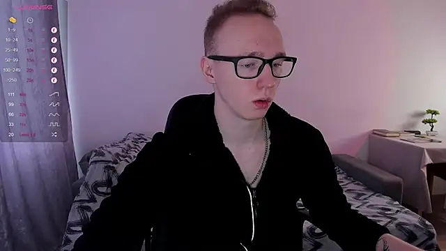 Snapshot of Alex_silents chatting on March 2025 10:07:02 AM Alex silents online show from March 2025 10:07:02 AM