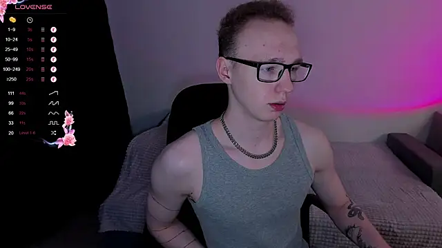 Snapshot of Alex_silents chatting on September 2025 12:06:01 PM Alex silents online show from September 2025 12:06:01 PM