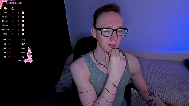 Snapshot of Alex_silents chatting on September 2025 01:01:01 PM Alex silents online show from September 2025 01:01:01 PM