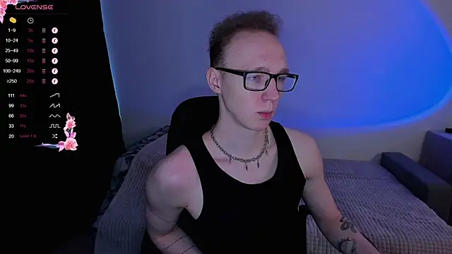 Snapshot of Alex_silents chatting on September 2025 11:47:01 AM Alex silents online show from September 2025 11:47:01 AM