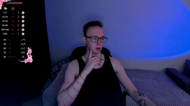 Snapshot of Alex_silents chatting on September 2025 07:08:02 PM Alex silents online show from September 2025 07:08:02 PM