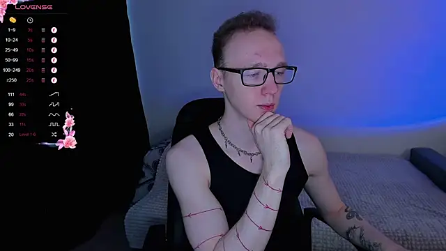 Snapshot of Alex_silents chatting on September 2025 10:09:01 AM Alex silents online show from September 2025 10:09:01 AM