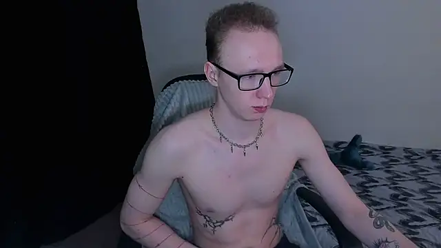 Snapshot of Alex_silents chatting on October 2025 01:41:02 PM Alex silents online show from October 2025 01:41:02 PM