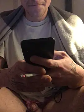 Snapshot of Simboxxx040 chatting on December 2024 08:09:02 AM Simboxxx040 online show from December 2024 08:09:02 AM