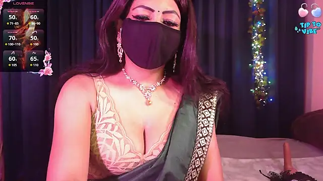 Snapshot of Aashiya- chatting on April 2026 10:44:01 PM Aashiya- online show from April 2026 10:44:01 PM
