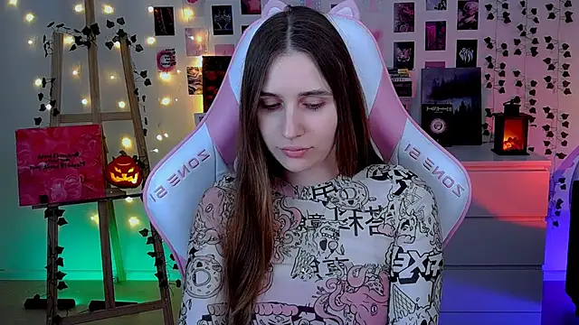 AliceCharmy online show from October 2025 05:48:02 AM