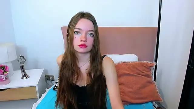 GraceLips online show from February 2025 09:12:02 AM