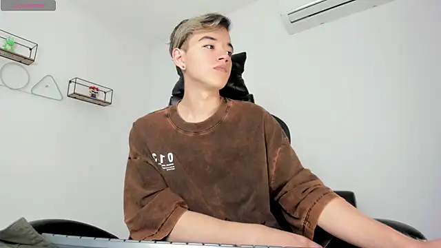 bunny maxi online show from February 2025 12:26:02 PM