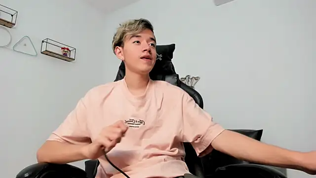 bunny maxi online show from March 2025 03:41:01 PM