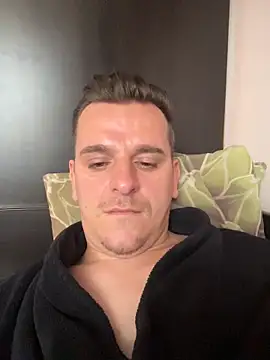 Huge cock22cm online show from April 2026 12:27:01 PM