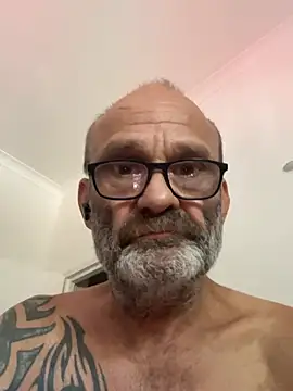 Snapshot of ShyDave81 chatting on July 2026 12:34:01 PM ShyDave81 online show from July 2026 12:34:01 PM