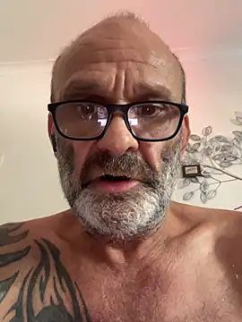 Snapshot of ShyDave81 chatting on July 2026 12:48:02 PM ShyDave81 online show from July 2026 12:48:02 PM