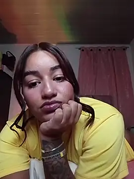 Snapshot of Little_Gaby_ chatting on July 2026 06:17:02 AM Little Gaby online show from July 2026 06:17:02 AM