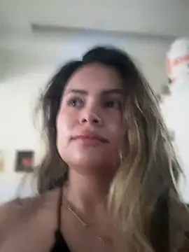 Snapshot of melanny10 chatting on December 2024 10:39:02 AM melanny10 online show from December 2024 10:39:02 AM