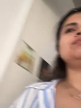 Snapshot of melanny10 chatting on December 2024 10:06:02 AM melanny10 online show from December 2024 10:06:02 AM