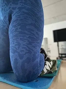 Snapshot of melanny10 chatting on January 2025 12:29:01 PM melanny10 online show from January 2025 12:29:01 PM