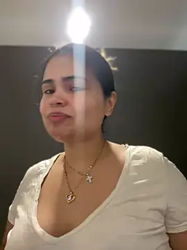 Snapshot of melanny10 chatting on January 2025 12:26:02 PM melanny10 online show from January 2025 12:26:02 PM