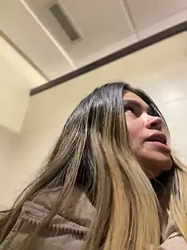 Snapshot of melanny10 chatting on March 2025 01:24:02 PM melanny10 online show from March 2025 01:24:02 PM