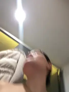 Snapshot of melanny10 chatting on March 2025 05:09:01 PM melanny10 online show from March 2025 05:09:01 PM