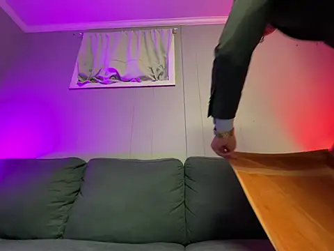 Snapshot of mouser21212 chatting on February 2025 07:20:01 AM mouser21212 online show from February 2025 07:20:01 AM