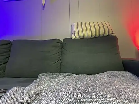 Snapshot of mouser21212 chatting on March 2025 01:48:01 AM mouser21212 online show from March 2025 01:48:01 AM