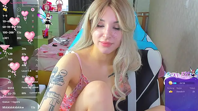 Snapshot of folinskayyya chatting on March 2026 08:19:01 AM folinskayyya online show from March 2026 08:19:01 AM