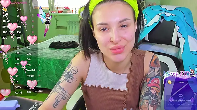 Snapshot of folinskayyya chatting on April 2026 03:00:02 AM folinskayyya online show from April 2026 03:00:02 AM