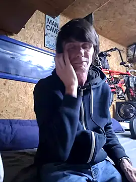 Snapshot of daiwantu chatting on September 2025 11:04:02 PM daiwantu online show from September 2025 11:04:02 PM