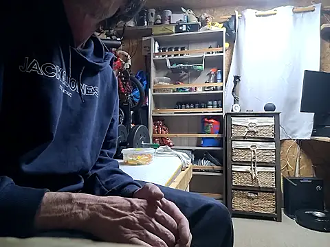 Snapshot of daiwantu chatting on October 2025 11:45:02 PM daiwantu online show from October 2025 11:45:02 PM