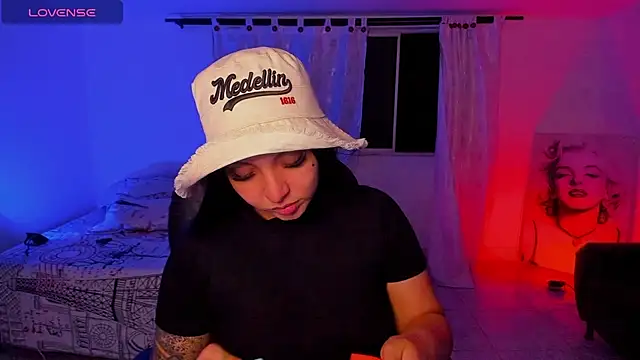 KetziaDoll online show from October 2025 04:00:01 AM