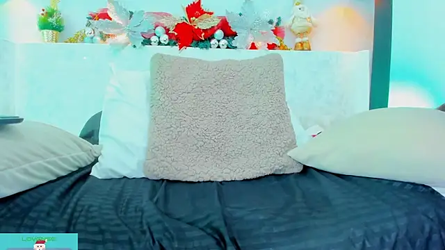 Natasha Colins1 online show from December 2024 08:30:02 AM