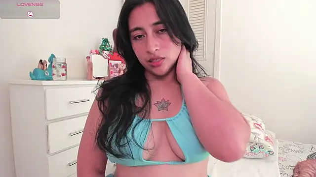 LisaHadwin online show from December 2025 06:46:02 PM