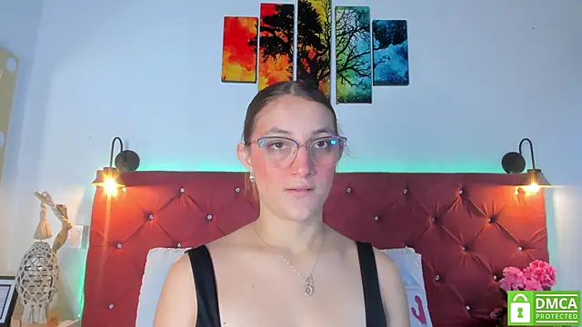 Snapshot of Ruth_harvey_ chatting on October 2025 01:17:02 PM Ruth harvey online show from October 2025 01:17:02 PM