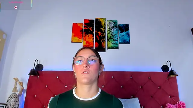Snapshot of Ruth_harvey_ chatting on October 2025 01:34:02 PM Ruth harvey online show from October 2025 01:34:02 PM