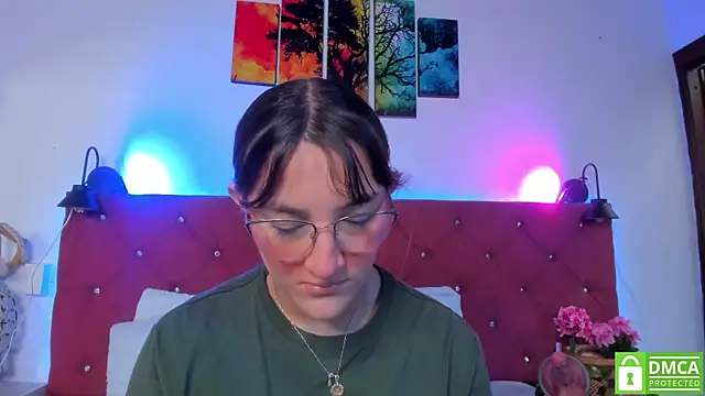 Ruth harvey  online show from November 2025 01:44:02 PM