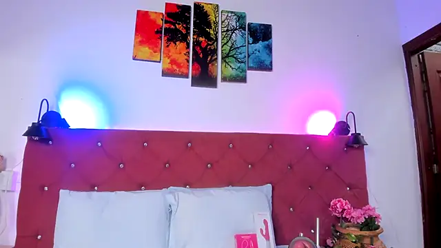 Ruth harvey  online show from November 2025 01:48:01 PM