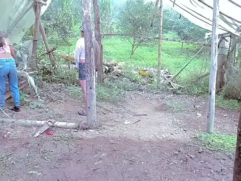 Snapshot of tayiro_r chatting on November 2025 02:13:01 PM tayiro r online show from November 2025 02:13:01 PM