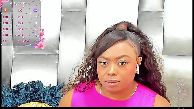 Snapshot of CamilaBenitez chatting on January 2026 08:55:01 PM CamilaBenitez online show from January 2026 08:55:01 PM