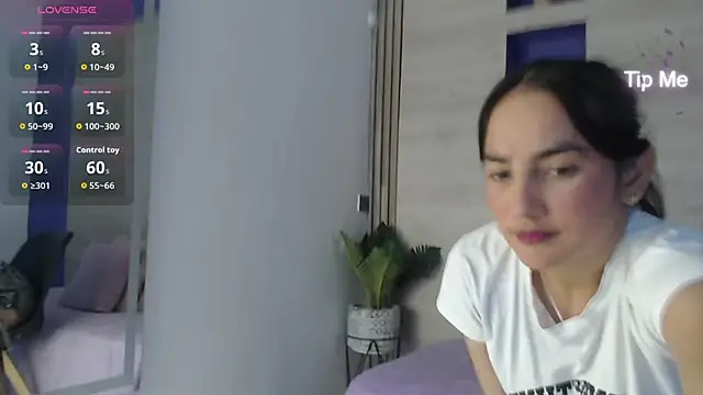 Dakotagloss online show from February 2026 08:42:02 PM