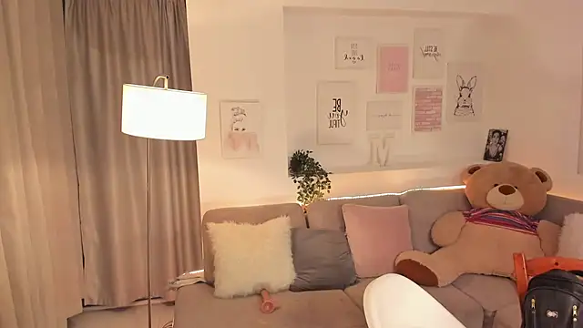 Nicolle foxy online show from March 2025 08:10:01 PM