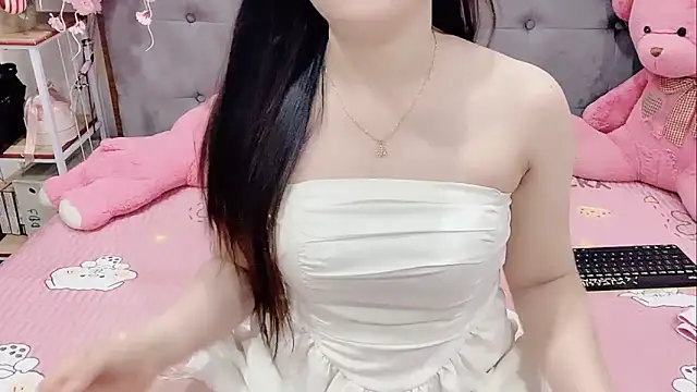 Snapshot of Funikio chatting on October 2025 01:48:02 PM Funikio online show from October 2025 01:48:02 PM